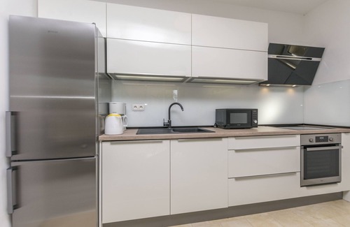 Omis Apartment | Apartment Dora (46141-A1) - Duce