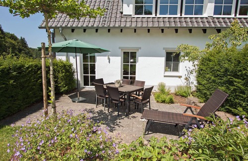 Gellinghausen Apartment | Apartment Eichhagen, 75 sqm, 2 bedrooms, terrace, max. 4 persons + 1 child in a crib