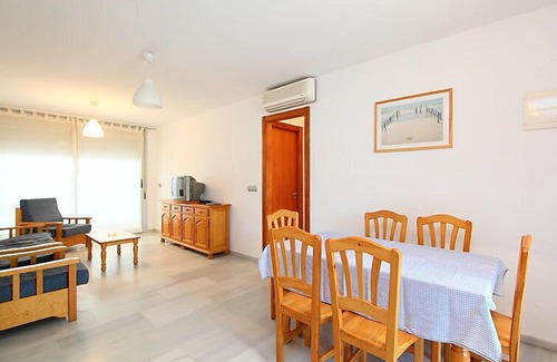 Villajoyosa Apartment | Apartment Elegance in Benidorm - 4 persons, 1 bedrooms