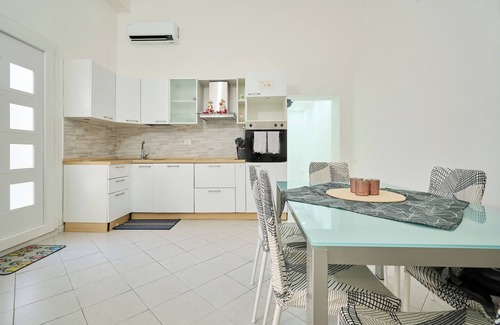 Piombino Apartment | Apartment "Elisabeth's" with Private Terrace & A/C