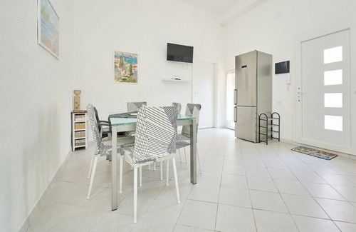 Piombino Apartment | Apartment "Elisabeth's" with Private Terrace & A/C