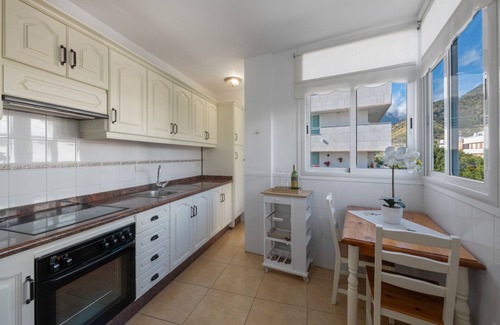 Los Llanos Apartment | Apartment 'Corazón De Aridane' with Mountain View, Balcony and Wi-Fi