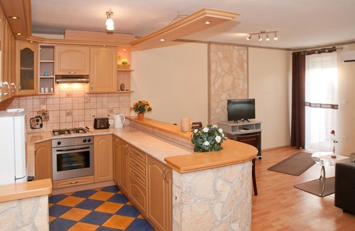 Keszthely Condo | Apartment family idyll in Keszthely with balcony and parking, air conditioning