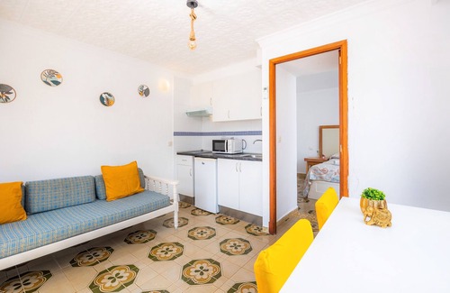 Cala d'Or Apartment | Apartment 'Felipe 1-5' with Terrace, Shared Pool & Wi-Fi