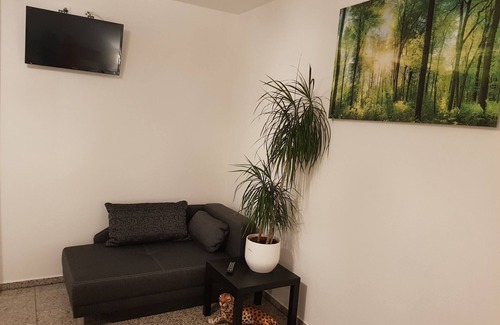 Weil im Schonbuch Apartment | Apartment 'Ferienwohnung Balaro Apt I' with Shared Terrace and Wi-Fi