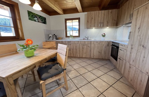 Titisee-Neustadt Apartment | Apartment 'Ferienwohnung Sonnenschein, 80 Qm' with Mountain View, Private Terrace and Shared Garden