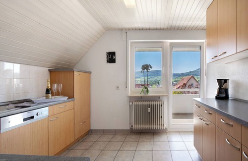 Waldstetten Apartment | Apartment 'Ferienwohnung Lange' with Mountain View, Balcony and Wi-Fi
