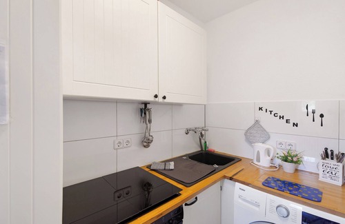 Remscheid Apartment | Apartment 'Ferienwohnung Waldblick' with Private Terrace, Private Garden and Wi-Fi