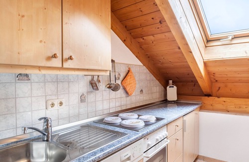 Obergrainau Apartment | Apartment 'Ferienwohnung Kramer' with Balcony and Wi-Fi