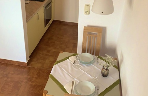 Pokrivenik Apartment | Apartment Filip - Pokrivenik, sea view and 5 min to the beach,