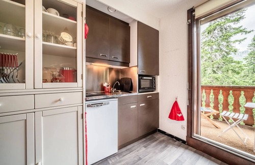 Mieussy Apartment | Apartment 'Fleury' with Mountain View and Balcony