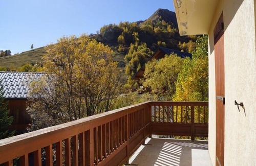 Saint-Sorlin-d'Arves Apartment | Apartment foot of the slopes and trade