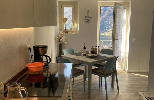 Crone Apartment | Apartment for 2 persons, balcony and garden, 500m to the lake