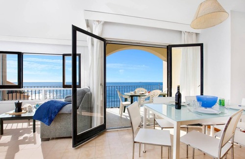 Calella de Palafrugell Apartment | Apartment for 6 people in Spain