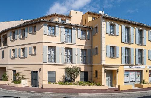 Saint-Tropez City Centre Apartment | Apartment Fortuna Residence-7 by Interhome