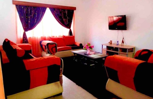 Nairobi Upper Hill Apartment | apartment,free parking,internet,spacious room,hot shower,open kitchen,security,g