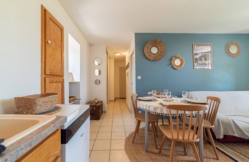 Prades Apartment | Apartment 'Gite Le Canigou 3 Étoiles' with Mountain View, Private Terrace and Wi-Fi