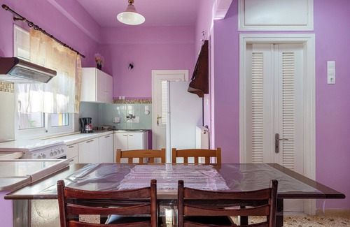 Salamis Villa | Apartment 'Golden Seaside House number 2' with Sea View, Garden & Wi-Fi