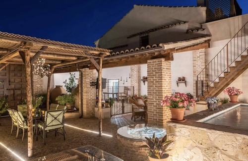 Noves Apartment | Apartment 'Guiomar' with Shared Pool, Shared Terrace and Wi-Fi