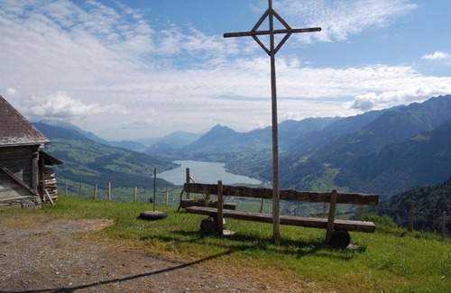 Giswil Apartment | Apartment house in the ski area