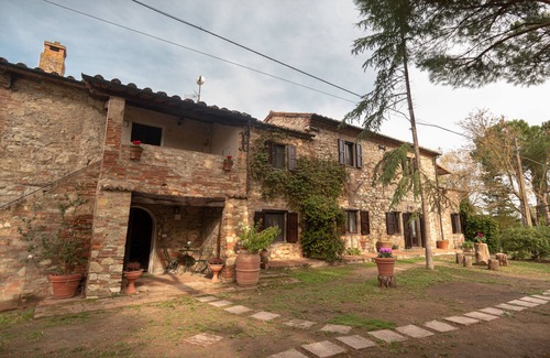 Castiglione del Lago Apartment | Apartment immersed in the silence of Umbria