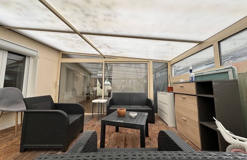 Ecommoy House | Apartment in Écommoy near Le Mans Circuit