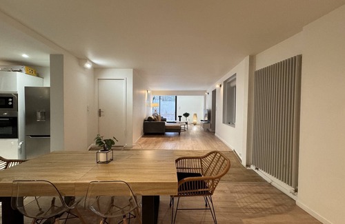 Ecommoy Apartment | Apartment in Écommoy near Le Mans Circuit