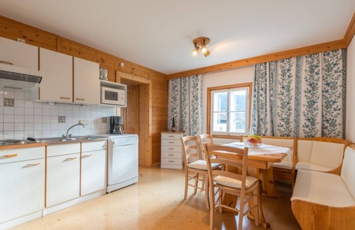 Flachau Apartment | Apartment in 300-year-old authentic farmhouse