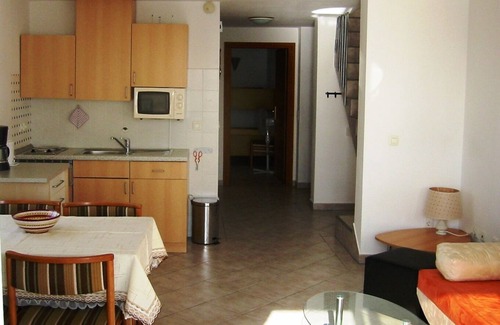 Zdrelac House | Apartment in a 4-family house in Zdrelac-Most with seawater pool - right on the beach