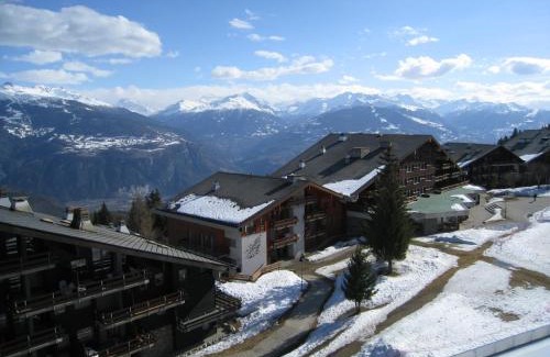 Anzere Apartment | Apartment in Anzère