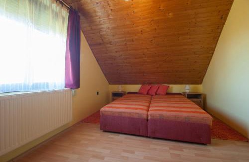 Balatonkeresztur Apartment | Apartment in Balatonkeresztur 36546