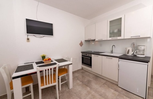 Bol Apartment | Apartment in Bol with Seaview, Terrace, Air condition, WIFI (3757-3)