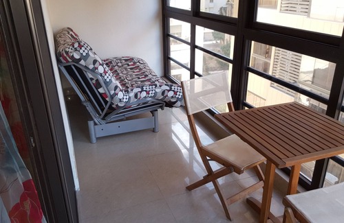 Ain Al Mraiseh Apartment | Apartment in building very quiet and well maintained