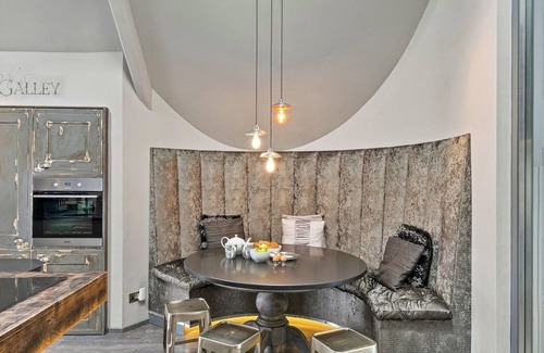 Dartmouth House | Apartment in Dartmouth near Waterfront