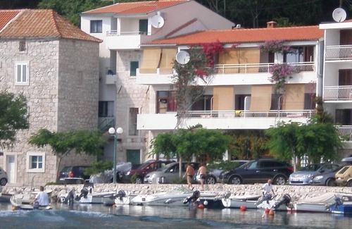 Drasnice Apartment | Apartment in Drašnice with Seaview, Loggia, Air condition, WIFI (3586-4)