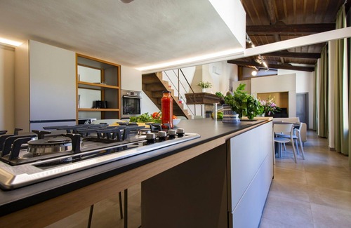 Oltrarno Apartment | Apartment in Florence with 5 bedrooms sleeps 10