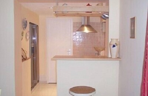 L'Ile-Rousse Apartment | Apartment in independent villa with shared pool