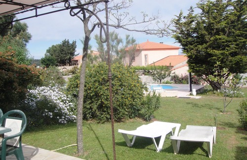 L'Ile-Rousse Apartment | Apartment in independent villa with shared pool
