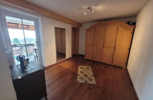 Neusatz House | Apartment in Murbachhof up to 10 people. Cooking possible