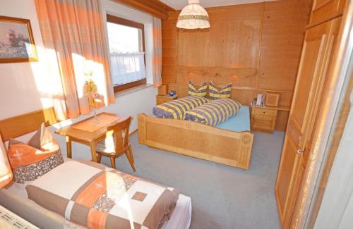Arzl im Piztal Apartment | Apartment in Pitztal with Mountain Views