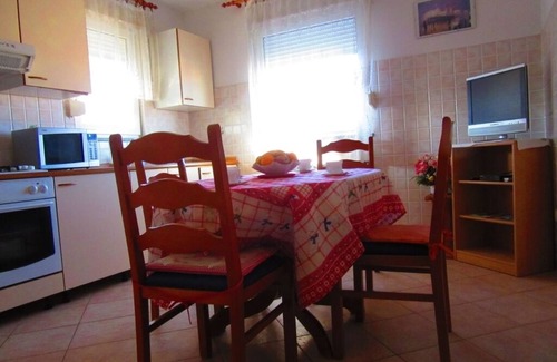 Vintijan Apartment | Apartment in Pula with Terrace, Air condition, WIFI, Washing machine (633-1)