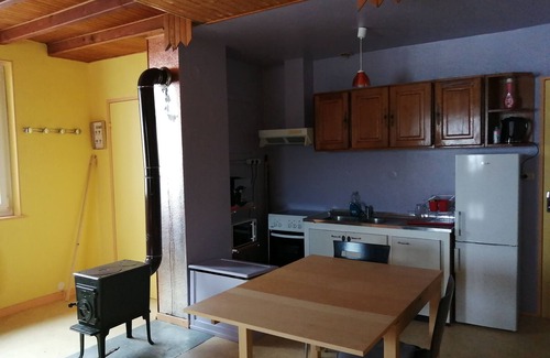 Cleurie Apartment | Apartment in quiet house surrounded by meadows.