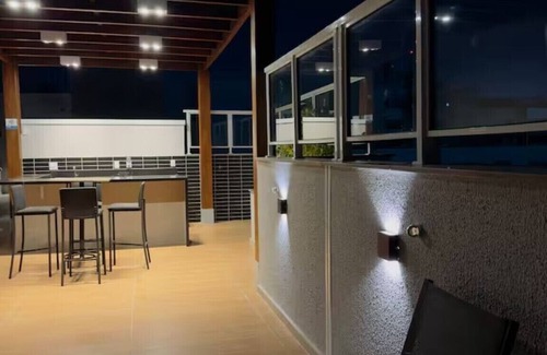 Santo Cristo Apartment | Apartment in Rio de Janeiro close to the sambadrome, the Port of Rio and the bus station.