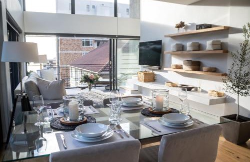 Sea Point Apartment | Apartment In Sea Point- With Inverter