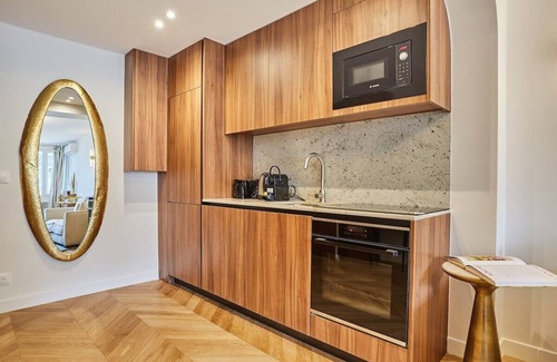 Saint-Vincent-de-Paul Apartment | Apartment in the Center of Paris