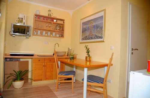 Ringheim Apartment | Apartment in the green nature garden - Fewo Grünes Haus