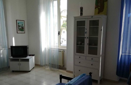 Locri Apartment | Apartment in the historic center of Locri, a few hundred meters from the sea.