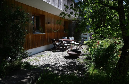 Vandans Apartment | Apartment in Vandans in the Montafon. Quiet location. Wonderful view of the mountains.