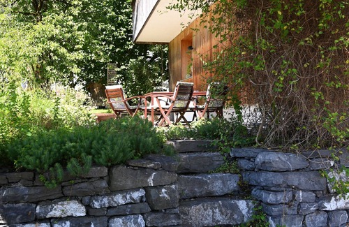 Vandans Apartment | Apartment in Vandans in the Montafon. Quiet location. Wonderful view of the mountains.