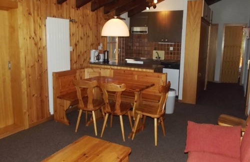 Sion Apartment | Apartment in Veysonnaz 200m from Ski Slopes